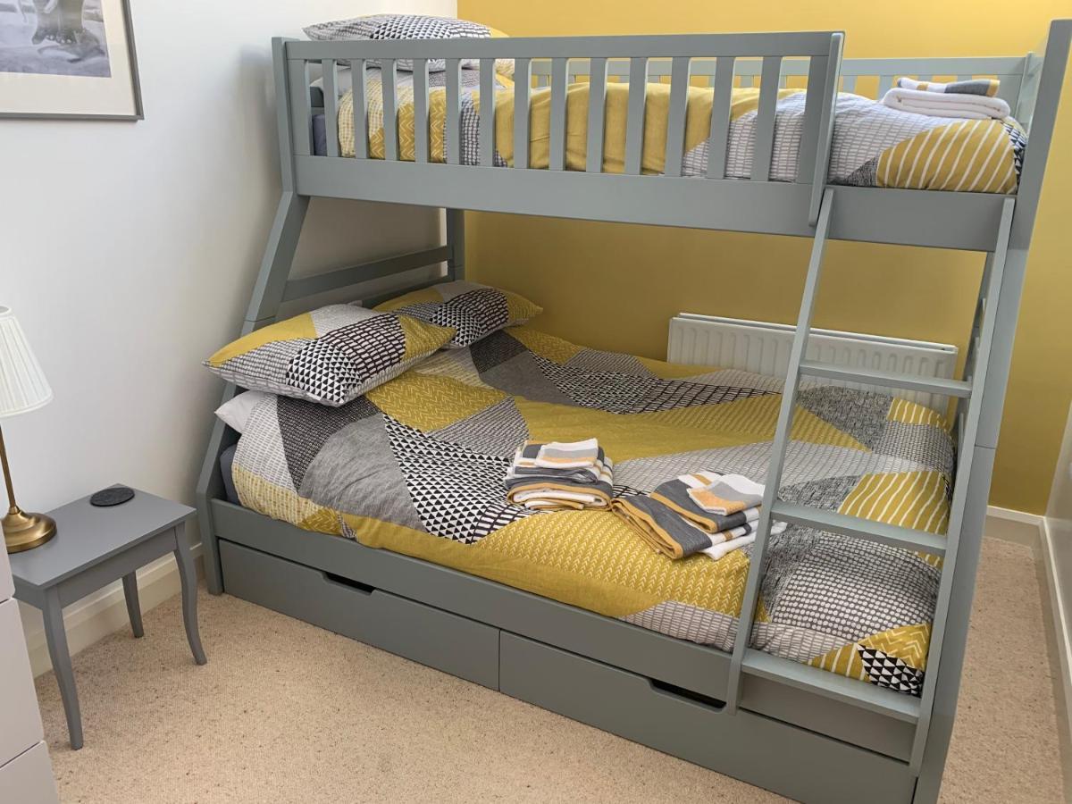 Apartament Orchard Oasis, Luxury Penthouse Getaway Coleraine Zewnętrze zdjęcie